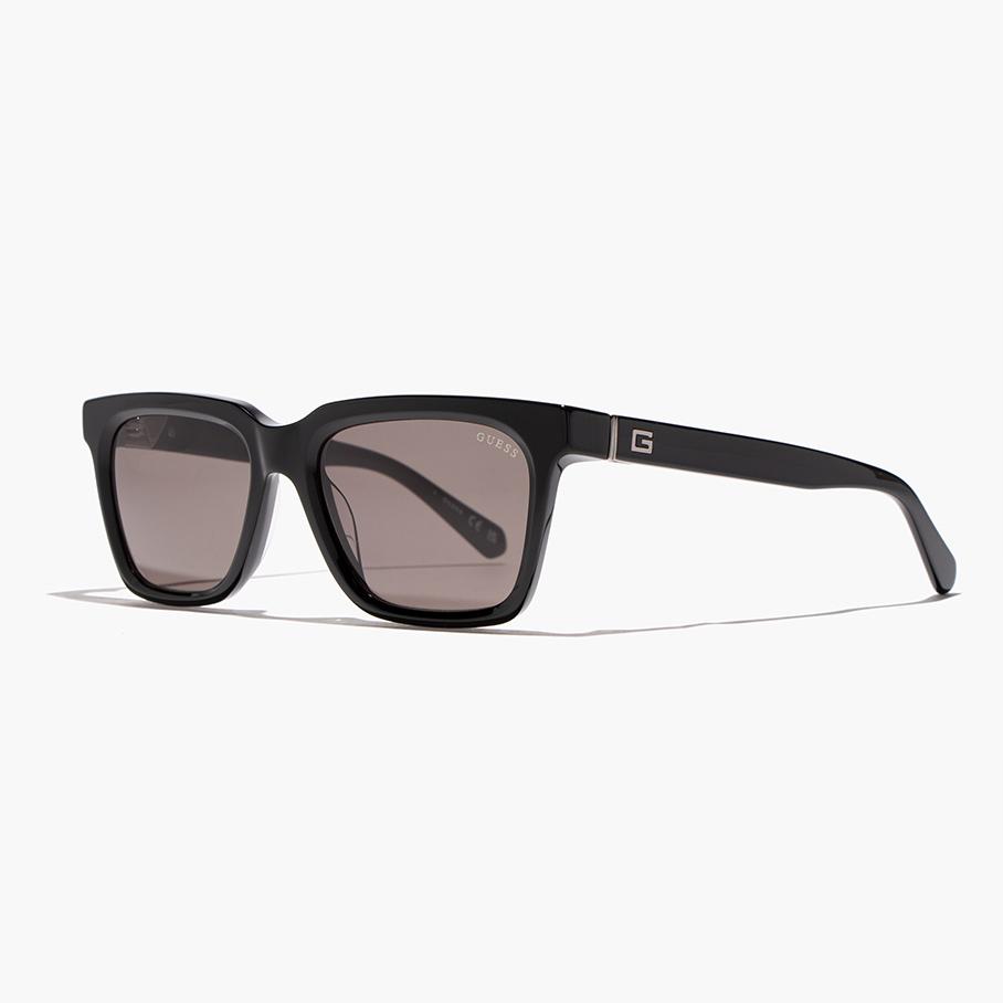Сонцезахисні окуляри GUESS GU00064 01A 53-Фото-3 https://opticaluxor.ua
